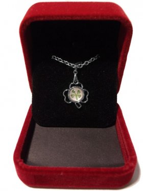White Gold Plated Shamrock Love Clover (Mk 2)
